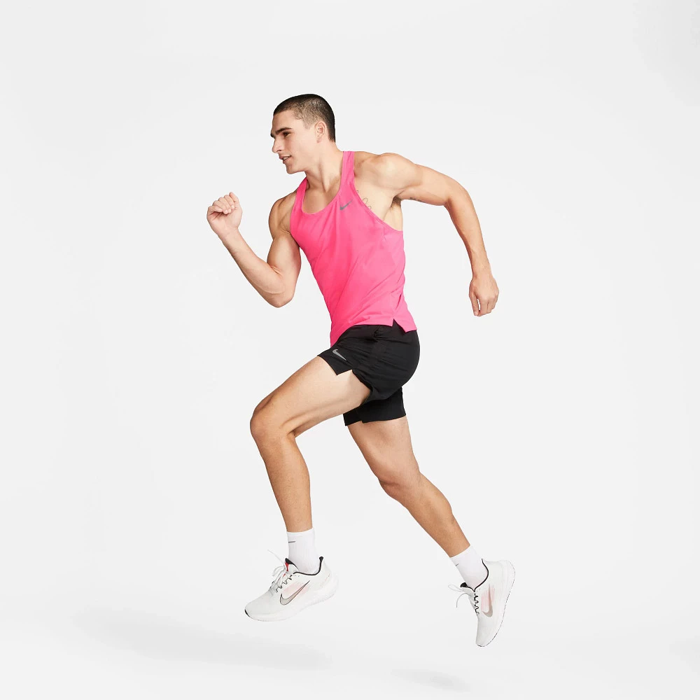 Men's Nike Dri-FIT Fast Singlet - Image 3