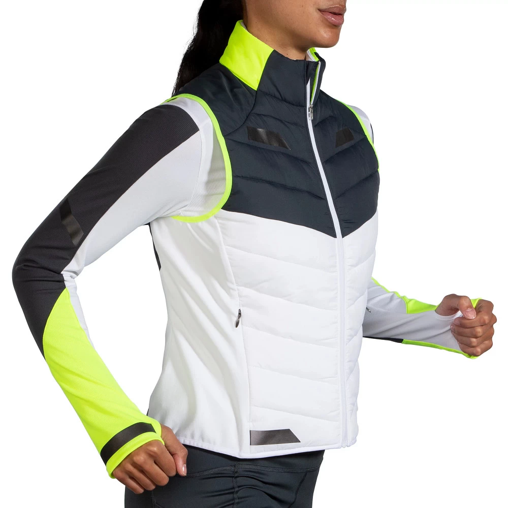 Women's Brooks Run Visible Insulated Vest - Image 3