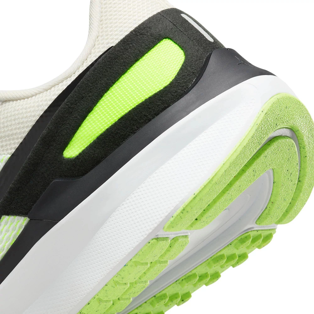 Men's Nike Air Zoom Structure 25 - Image 8