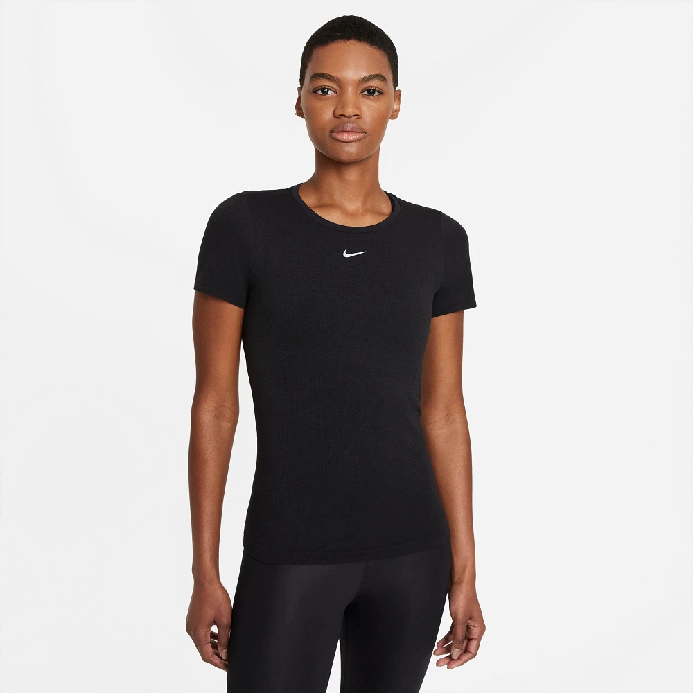 Women's Nike Dri-FIT ADV Aura Slim Short Sleeve Top