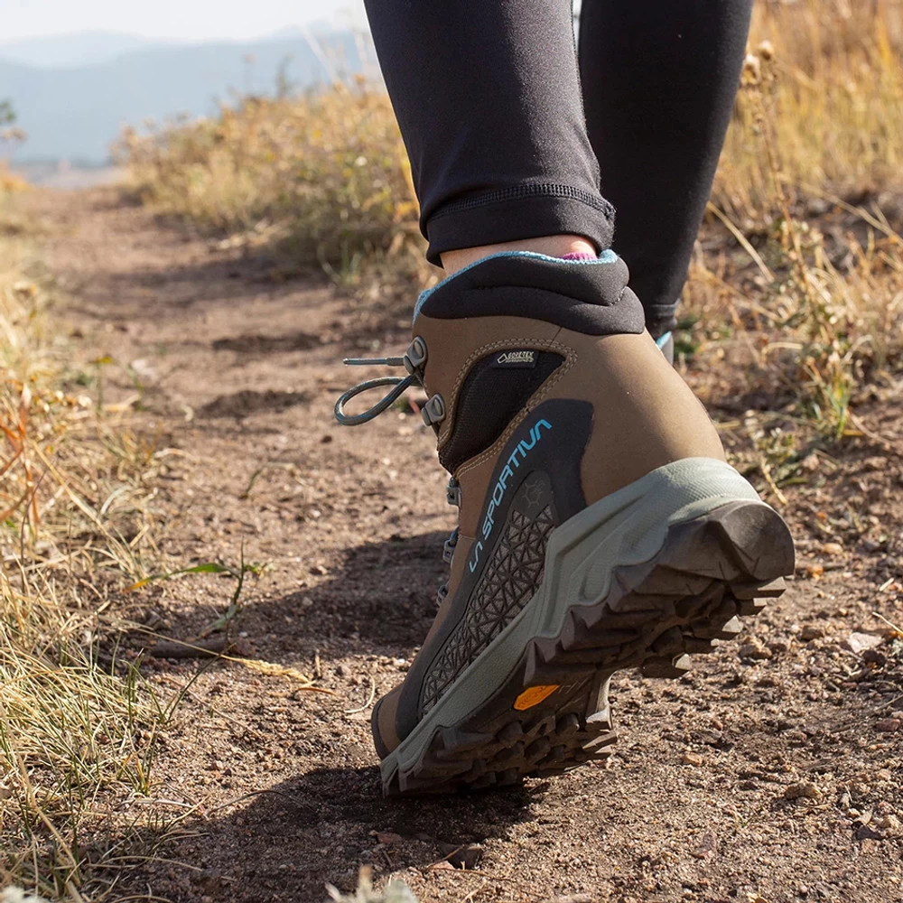 Women's La Sportiva Nucleo High II GTX - Image 9